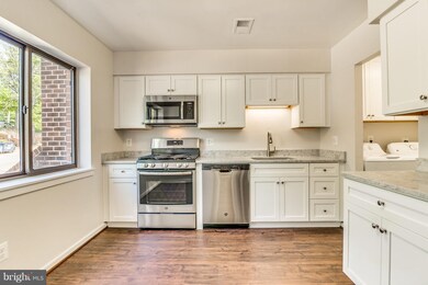 3727A Madison Ln unit A, Falls Church, VA 22041 - photo 3