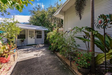 808 N Palmway unit A, Lake Worth, FL 33460 - photo 5