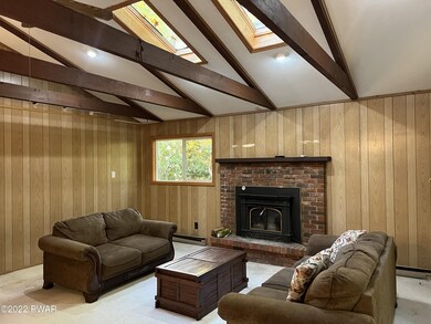 135 Rodeo Dr, Hawley, PA 18428 - photo 7