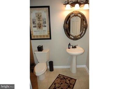 105 Cypress Ct, Woodbury, NJ 08096 - photo 5