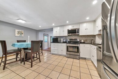 12 Fairhaven Dr, Indian Orchard, MA 01151 - photo 3