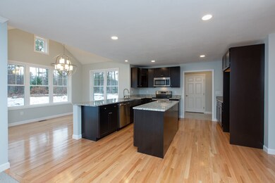 19 Weatherstone Rd unit Lot 88-25, Litchfield, NH 03052 - photo 6