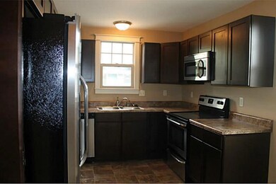 1823 Clark St, Des Moines, IA 50314 - photo 6