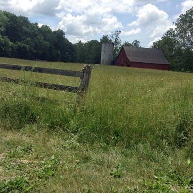 142 Red Barn, Somerset, KY 42501 - photo 4