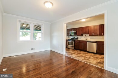 1244 Deanwood Rd, Parkville, MD 21234 - photo 6