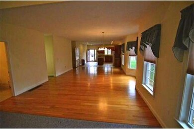 41 Lawrence Dr, Franklin, MA 02038 - photo 7