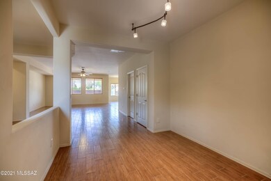 9 Dining Room photo b