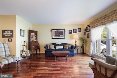 633 E Wiltshire Dr, Wallingford, PA 19086 - photo 5