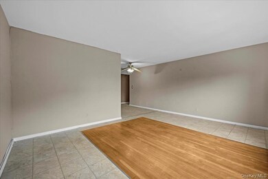 Eastwood Condos unit 3M, Howard Beach, NY 11414 - photo 5