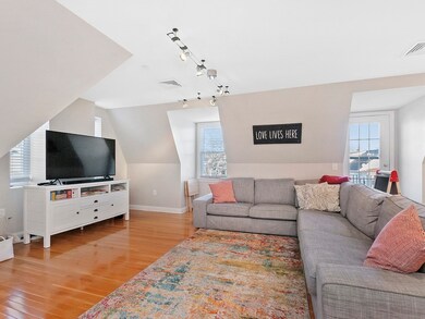 193 Bucknam St unit C, Everett, MA 02149 - photo 5