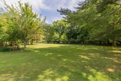 23 Rambling Brook Dr, Holmdel, NJ 07733 - photo 4