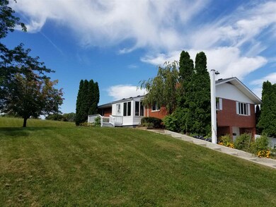 8423 E Hatchery Rd, Syracuse, IN 46567 - photo 6