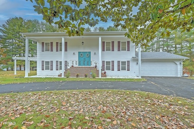 22097 Strada Cir, Bristol, VA 24202 - photo 2