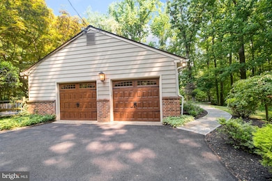 966 Lee Rd, Kennett Square, PA 19348 - photo 3