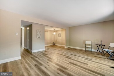 7403 Hickory Log Cir, Columbia, MD 21045 - photo 7