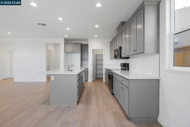 2213 Delta View Ave, Sacramento, CA 95832 - photo 6