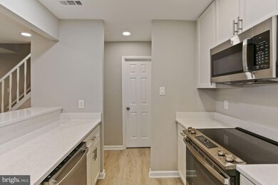 3849 El Camino Place unit 3, Alexandria, VA 22309 - photo 7