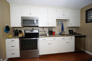 31C Constitution Dr unit 31C, Londonderry, NH 03053 - photo 6