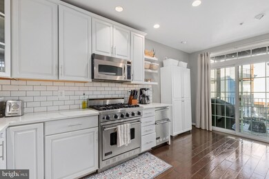 735 Massey Ln unit A, Alexandria, VA 22314 - photo 6