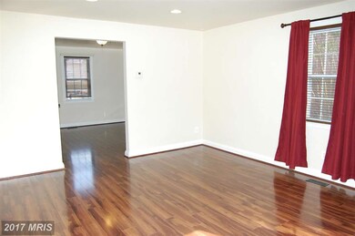 8633 Black Oak Rd, Parkville, MD 21234 - photo 3