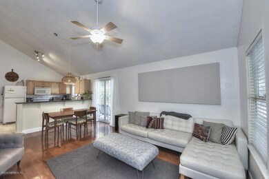 13 Bernard St, Saint Augustine, FL 32084 - photo 2
