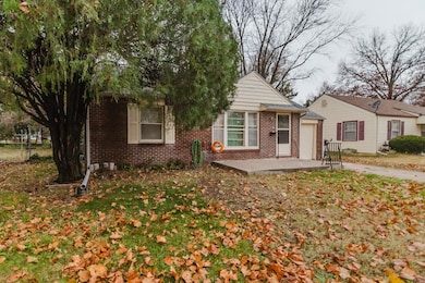 1439 N Belmont St, Wichita, KS 67208 - photo 2