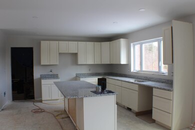 28 Tyler Ave, Epsom, NH 03234 - photo 6