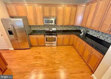 600 Edelen Station Place unit 7402, La Plata, MD 20646 - photo 3