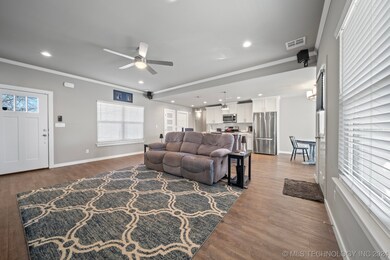 103 E 12th St, Claremore, OK 74017 - photo 7