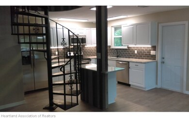 135 Jamison Ave, Lake Placid, FL 33852 - photo 2