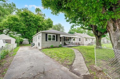 2115 Highland St, Middletown, OH 45044 - photo 2