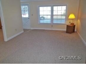 55 Brookside Dr, Hendersonville, NC 28792 - photo 2