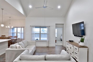 4518 Ebbets Dr, Abilene, TX 79606 - photo 4