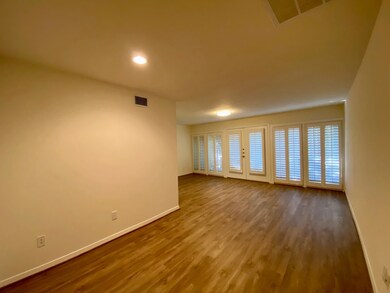 3910 Mandell St, Houston, TX 77006 - photo 4