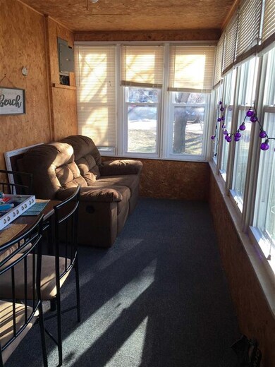 8 Adams St, Saint Albans, VT 05478 - photo 2