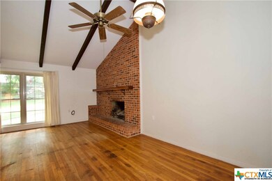 1445 Highland Dr, San Marcos, TX 78666 - photo 7