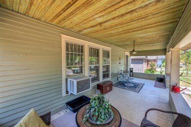 802 N Walnut St, Sherman, TX 75090 - photo 5