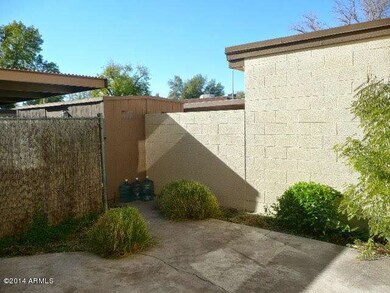 donner courtyard