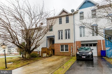 657 Knightsbridge Dr, Hagerstown, MD 21740 - photo 2