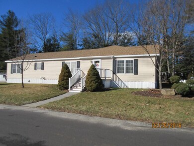 7 Howe St, Rochester, NH 03867 - photo 2