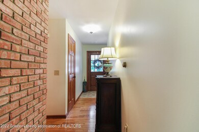 1121 N Waverly Rd, Lansing, MI 48917 - photo 3