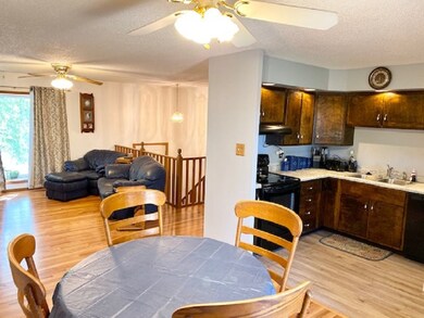 5116 SW 31st St, Topeka, KS 66614 - photo 5