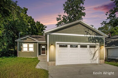 561 Mary St, Muskegon, MI 49442 - photo 2