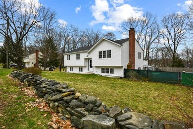 95 Lake St, Shrewsbury, MA 01545 - photo 2