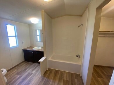 1620 E Reno Rd unit 12, Azle, TX 76020 - photo 6