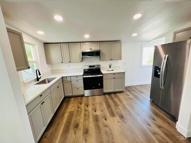 1710 Albion Ave, Burley, ID 83318 - photo 7