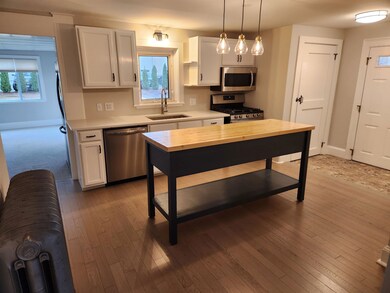 84 Stard Rd, Seabrook, NH 03874 - photo 3