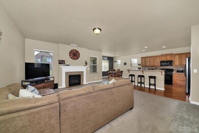 2714 SW 50th St, Redmond, OR 97756 - photo 4