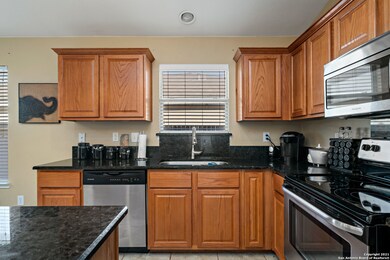 10619 Tiger Horse Dr, San Antonio, TX 78254 - photo 5