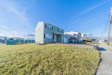 713 Franklin Dr, Perth Amboy, NJ 08861 - photo 2